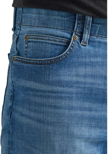 Extreme Motion Regular Straight Jean