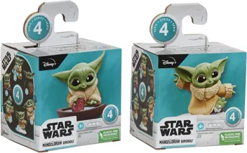 STAR WARS The Bounty Collection The Child Collectible Toys 2.2-Inch The Mandalorian “Baby Yoda” Froggy Snack, Force Moment Figure