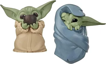 STAR WARS The Bounty Collection The Child Collectible Toys 2.2-Inch The Mandalorian “Baby Yoda” Froggy Snack, Force Moment Figure