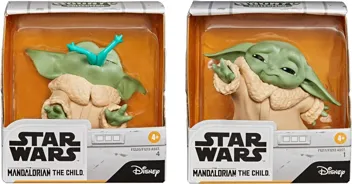 STAR WARS The Bounty Collection The Child Collectible Toys 2.2-Inch The Mandalorian “Baby Yoda” Froggy Snack, Force Moment Figure