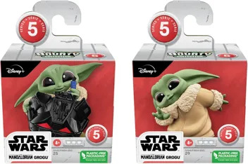 STAR WARS The Bounty Collection The Child Collectible Toys 2.2-Inch The Mandalorian “Baby Yoda” Froggy Snack, Force Moment Figure