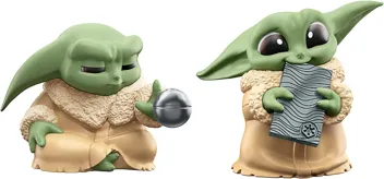 STAR WARS The Bounty Collection The Child Collectible Toys 2.2-Inch The Mandalorian “Baby Yoda” Froggy Snack, Force Moment Figure