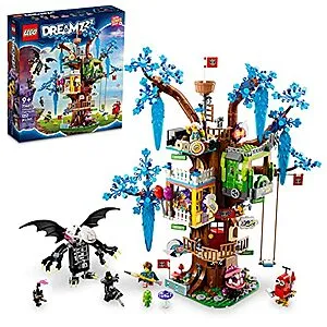 DREAMZzz Fantastical Tree House 71461 Features 3 Detailed Rooms