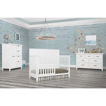 Evolur Belmar Flat 5-in-1 Convertible Crib With 3 Mattress Height Settings (Weathered White)