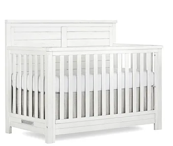 Evolur Belmar Flat 5-in-1 Convertible Crib With 3 Mattress Height Settings (Weathered White)