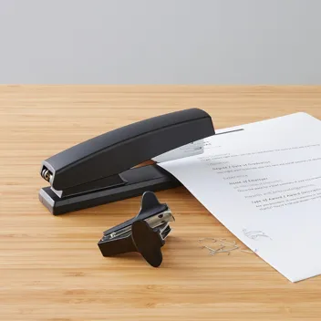 Stapler Value Pack Including Staples and Staple Remover