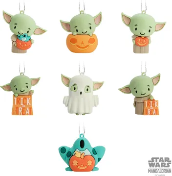 The Mandalorian and Grogu Star Wars Ornament w/ Light