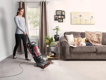 WindTunnel 3 Max Performance Pet Bagless Upright Vacuum Cleaner w/ Crevice