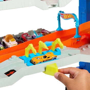 Hot Wheels City Ultimate Garage Playset with 2 Die-Cast Cars