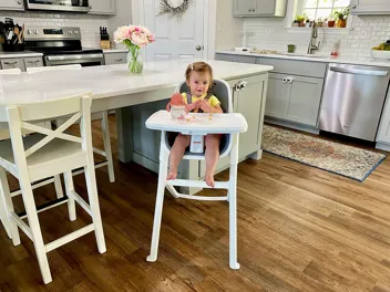 4moms Baby Connect High Chair w/ Magnetic Tray Attachment (White/Grey)