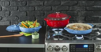 4.5qt Enameled Cast Iron Dutch Oven