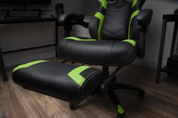 RESPAWN Ergonomic Gaming Chair /