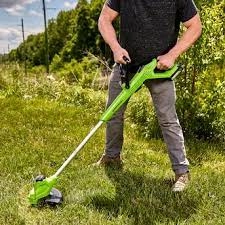 Greenworks 24V 12-Inch Cordless String Trimmer/Edger (Gen 2), 2.0Ah USB Battery and Charger Included