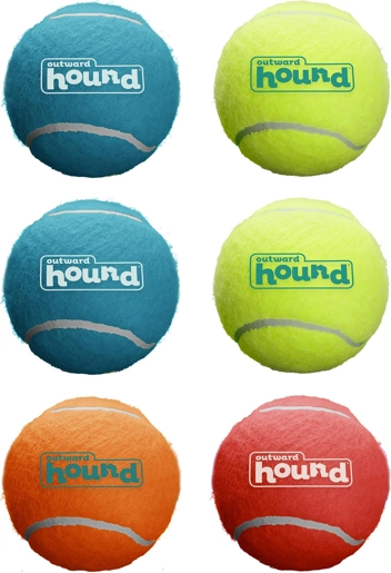 Outward Medium Hound Squeaker Ballz Fetch Dog Toy