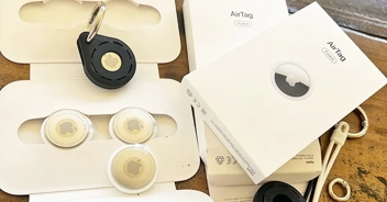 AirTag 4-Pack – Attach to Keys, Luggage, Dogs & More!