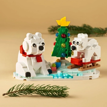 312-Piece Wintertime Polar Bears Christmas Decor Building Set (40571) ​