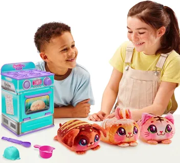 COOKEEZ MAKERY Cinnamon Treatz Oven. Mix & Make a Plush Best Friend!