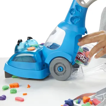 Zoom Zoom Vacuum and Cleanup Toy