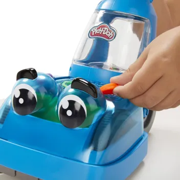 Zoom Zoom Vacuum and Cleanup Toy