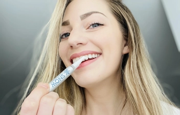 Our Top 5 Picks for the Best Teeth Whitening Products (Starting Under