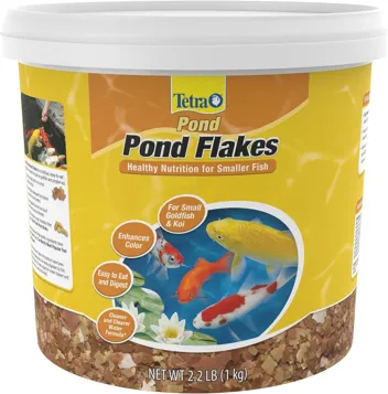 Tetra Pond Flakes Complete Nutrition for Smaller Pond Fish